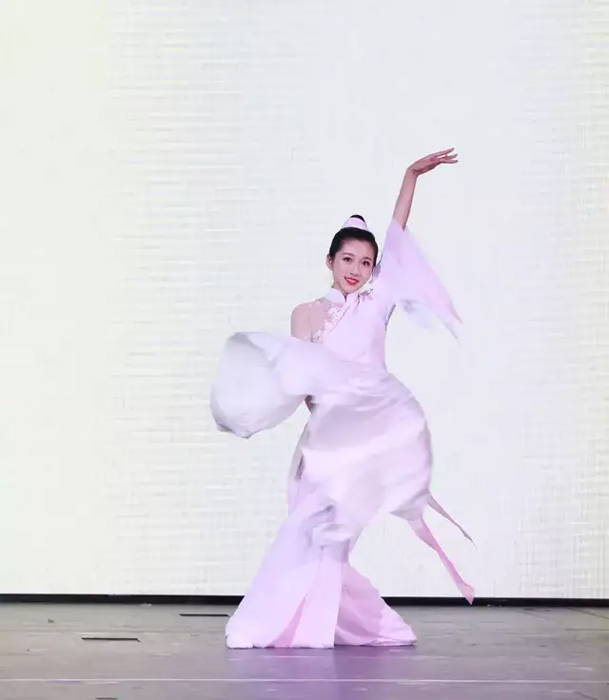 选美大赛13.jpg