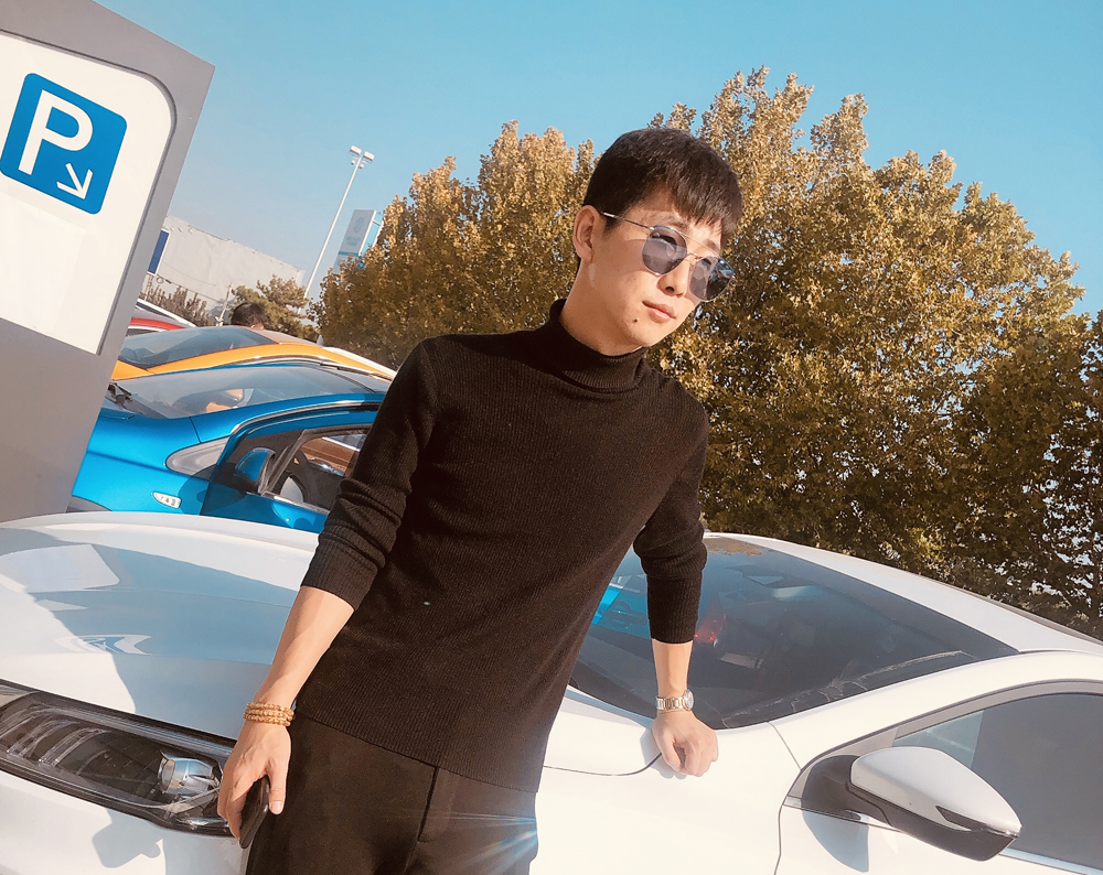 拍摄汽车抖音.jpg